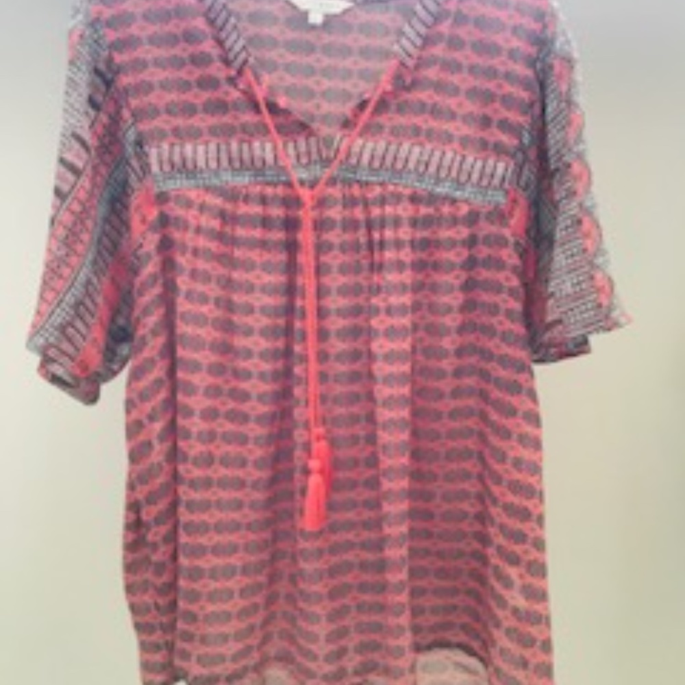Beautiful blouse - Picture 3 of 3